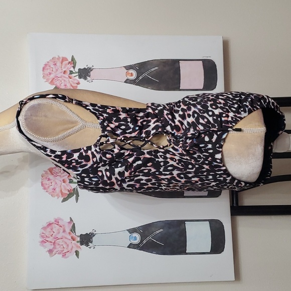 Sanctuary lace-up swimsuit size large - Picture 7 of 14